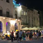 La With Stalactite Cave And Pool Bar * Πούλα