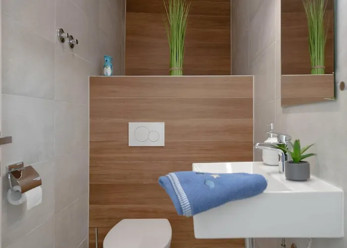 Vila La With Stalactite Cave And Pool Bar