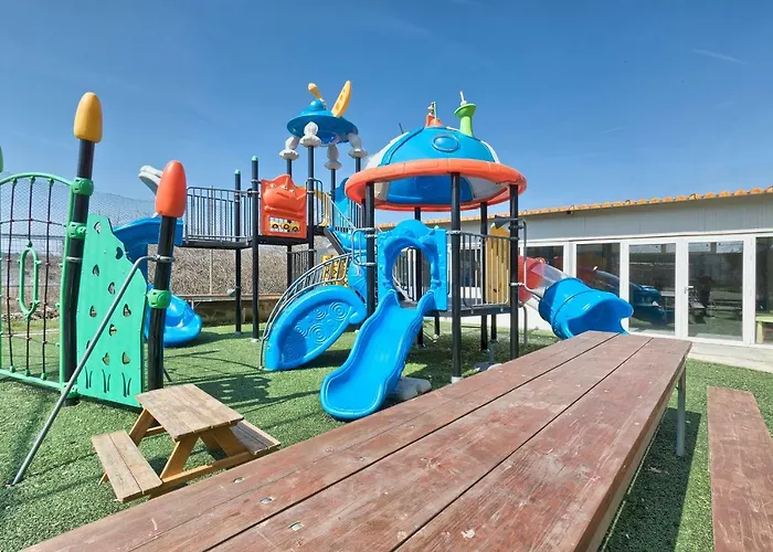 La With Stalactite Cave And Pool Bar Vila Pula